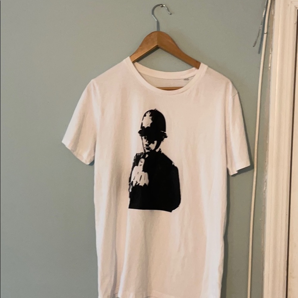 Cozy casual Tee .